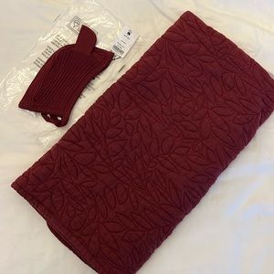 Kate Quinn leaf quilt